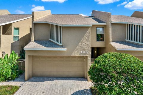 A home in TAMPA