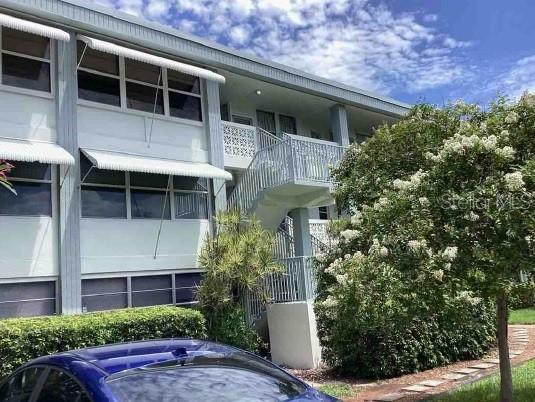 Photo of 445 32nd Avenue N #W104, St Petersburg, FL 33704 (MLS # TB8557228)