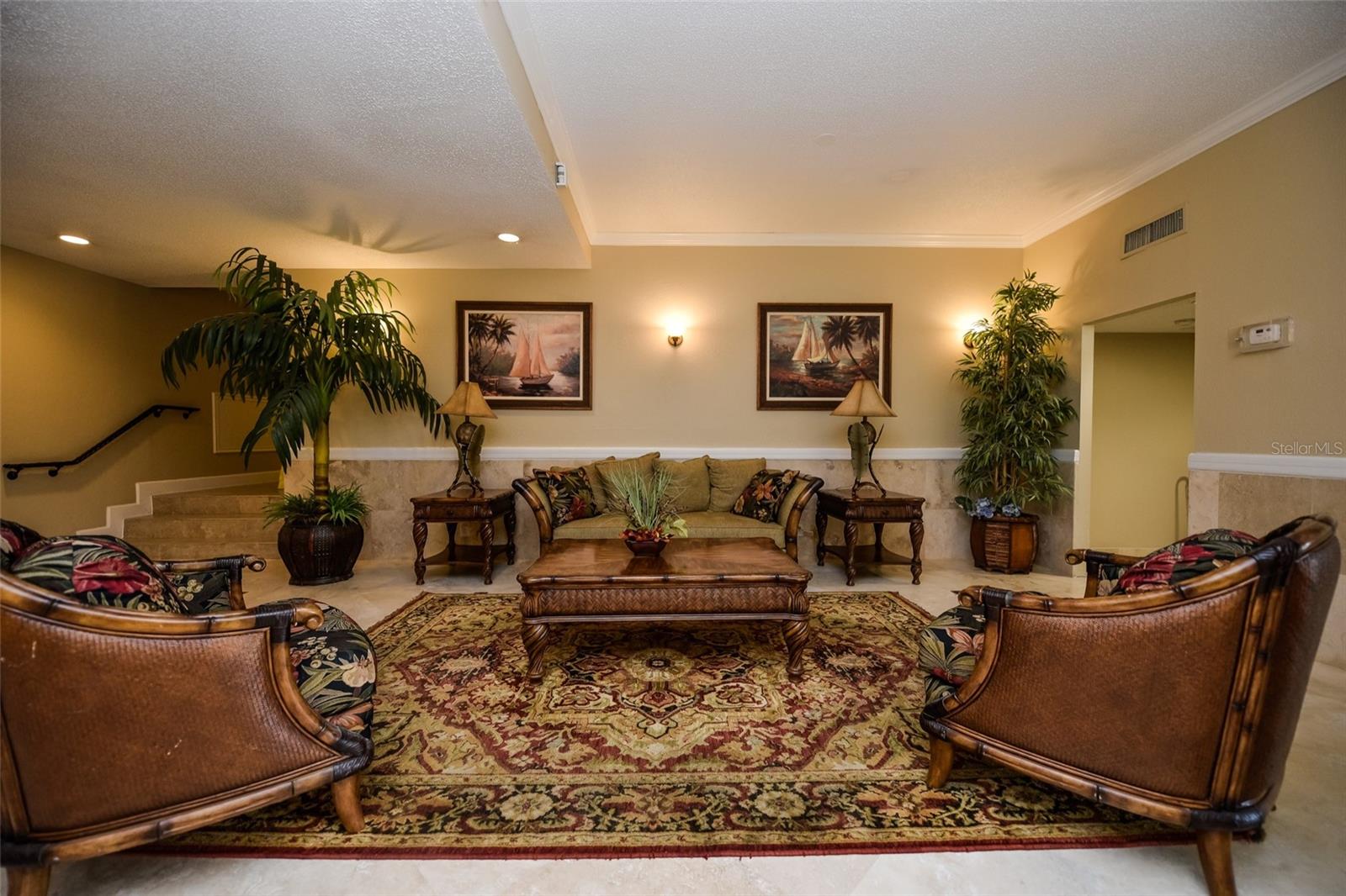 SARASOTA PALMS - Residential