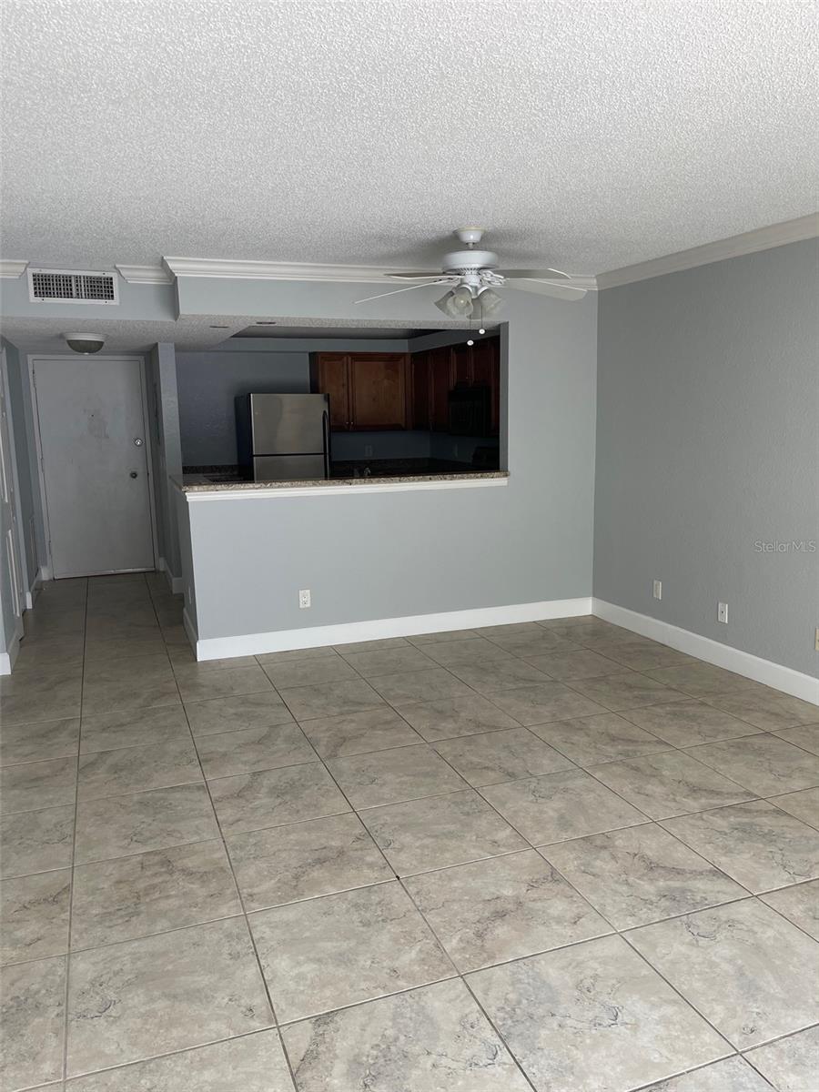 SARASOTA PALMS - Residential