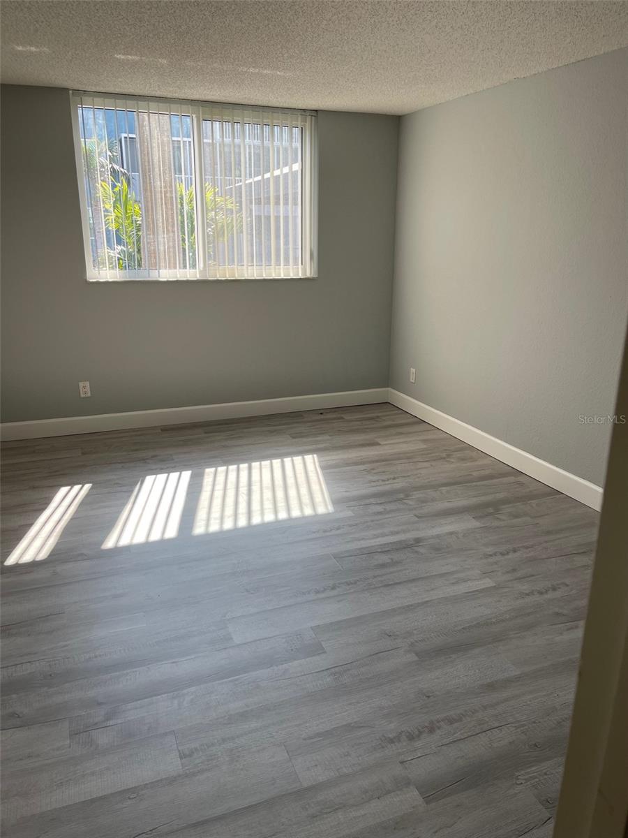 SARASOTA PALMS - Residential