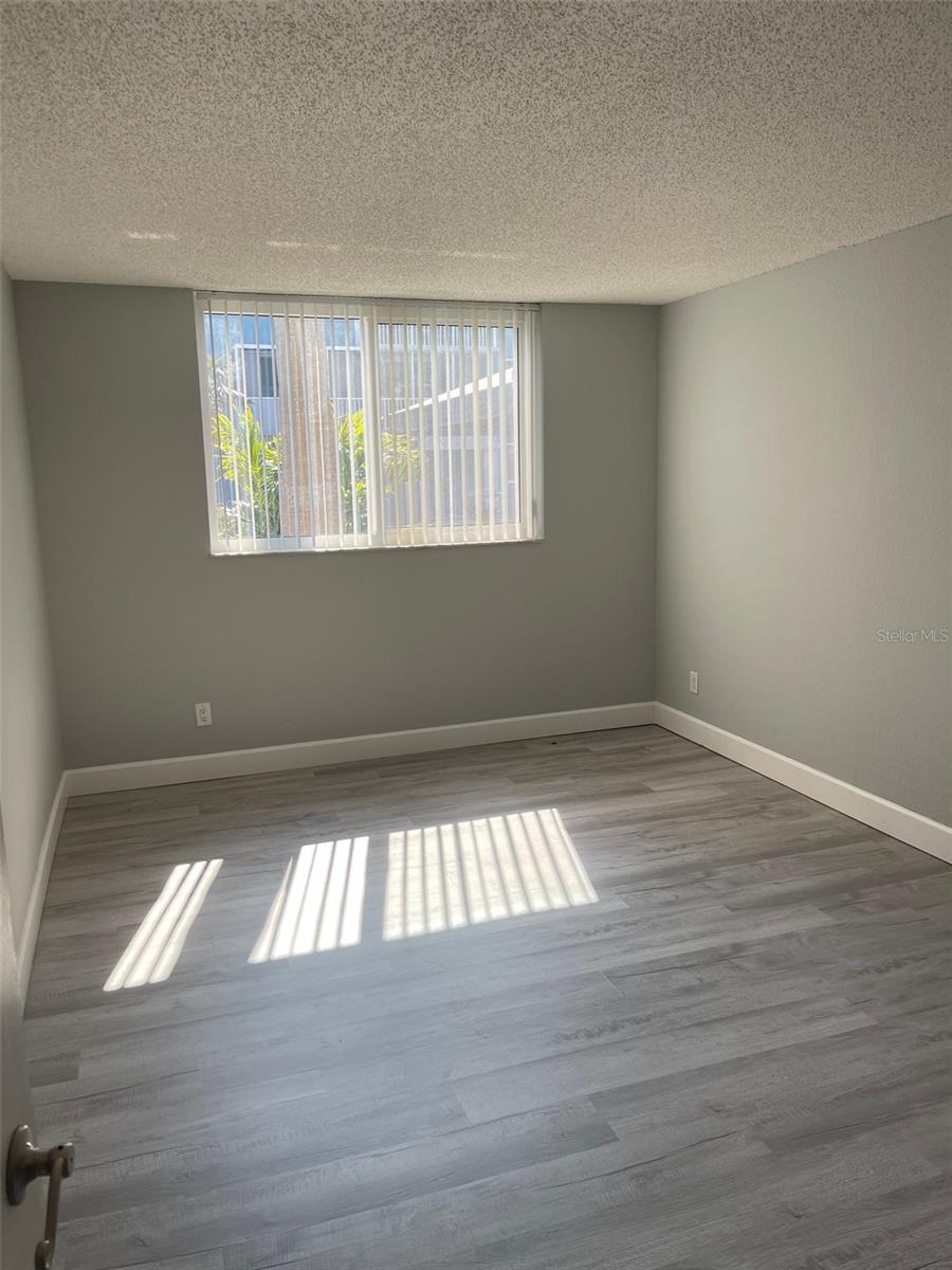 SARASOTA PALMS - Residential