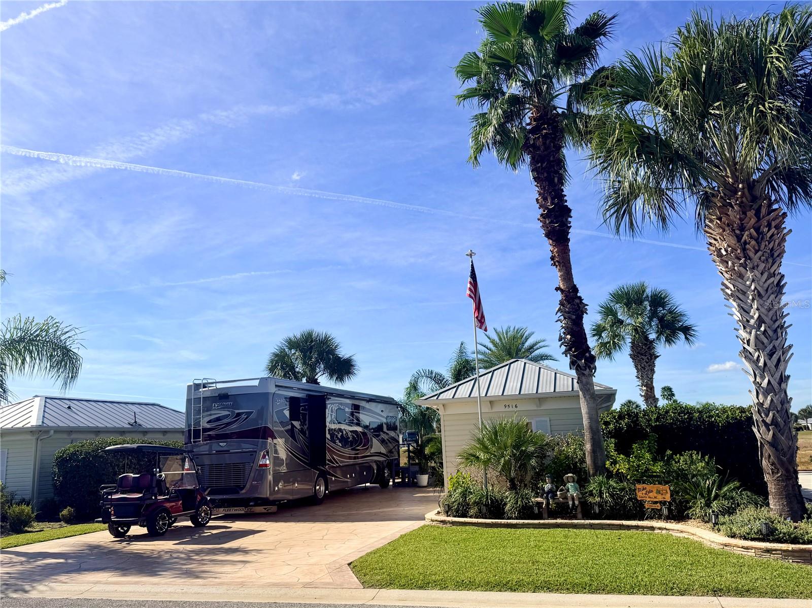 FLORIDA GRANDE MOTOR COACH RESIDENCE - Land