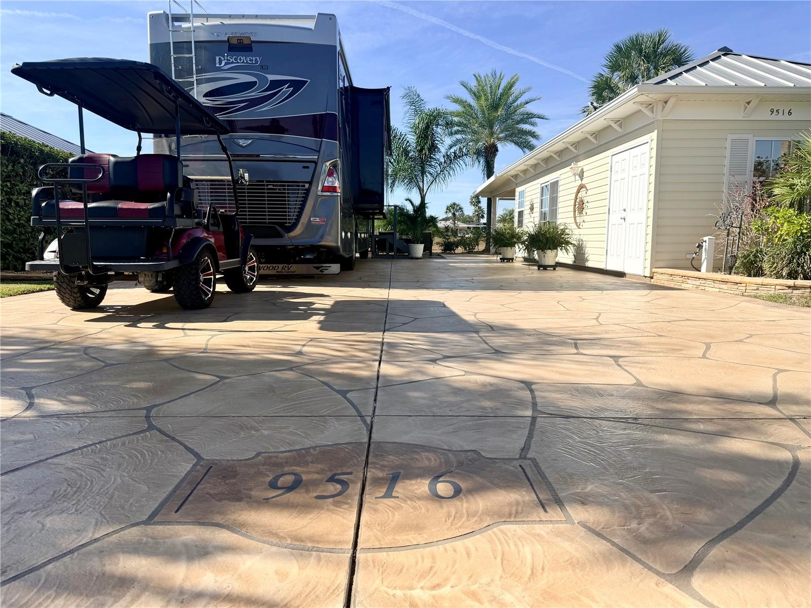 FLORIDA GRANDE MOTOR COACH RESIDENCE - Land