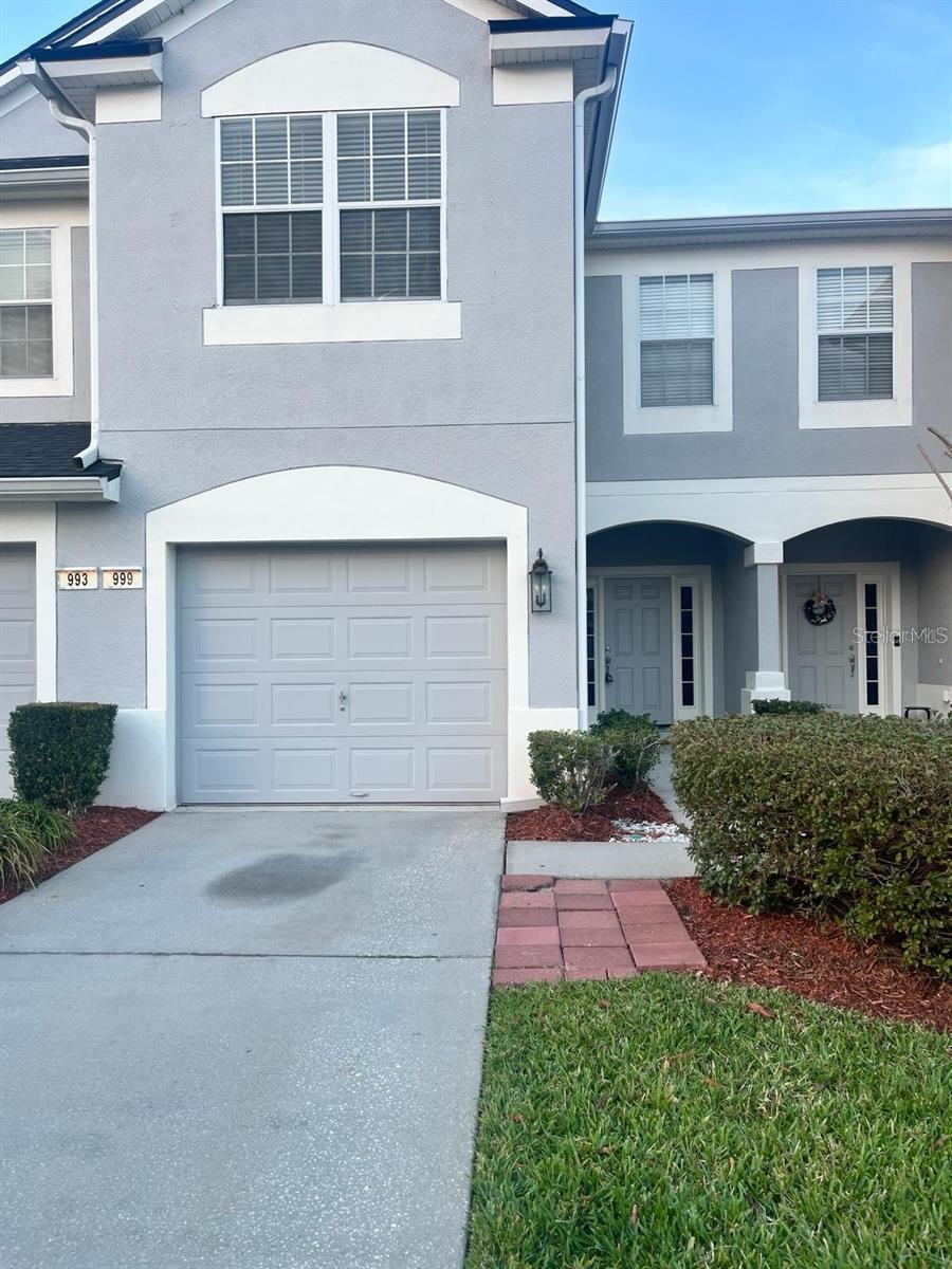 Beautiful 3 bedrooms townhome located in a quiet guard gated community for security and privacy. The eat-in kitchen is fully appointed with breakfast bar, tall wood cabinets, ceramic tile floor. Amenities include cable TV, lawn maintenance, and a state-of-the-art clubhouse with oversize pool. The home is close to restaurants, shopping, coffee shops, and local professional services in the picturesque downtown area. Avalon Park features regular community events and entertainment and has A-rated public schools.