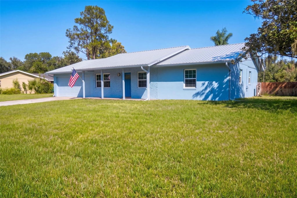 Photo of 603 N Hawley Street, Eustis, FL 32726 (MLS # S5159510)