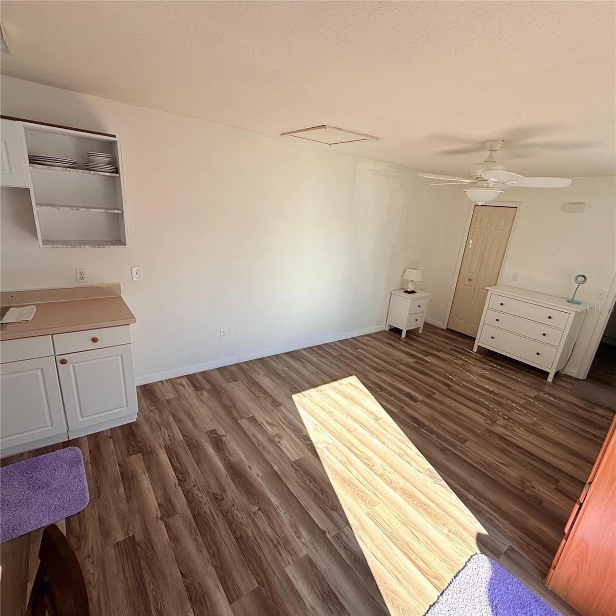 ISLAND CLUB WEST PH 02 - Residential Lease