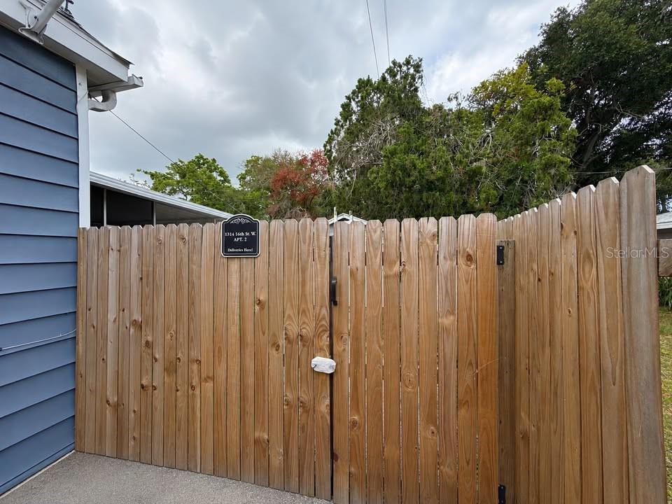 1314 16TH STREET W 2