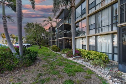 618 BIRD BAY DRIVE S 111 VENICE FL 34285