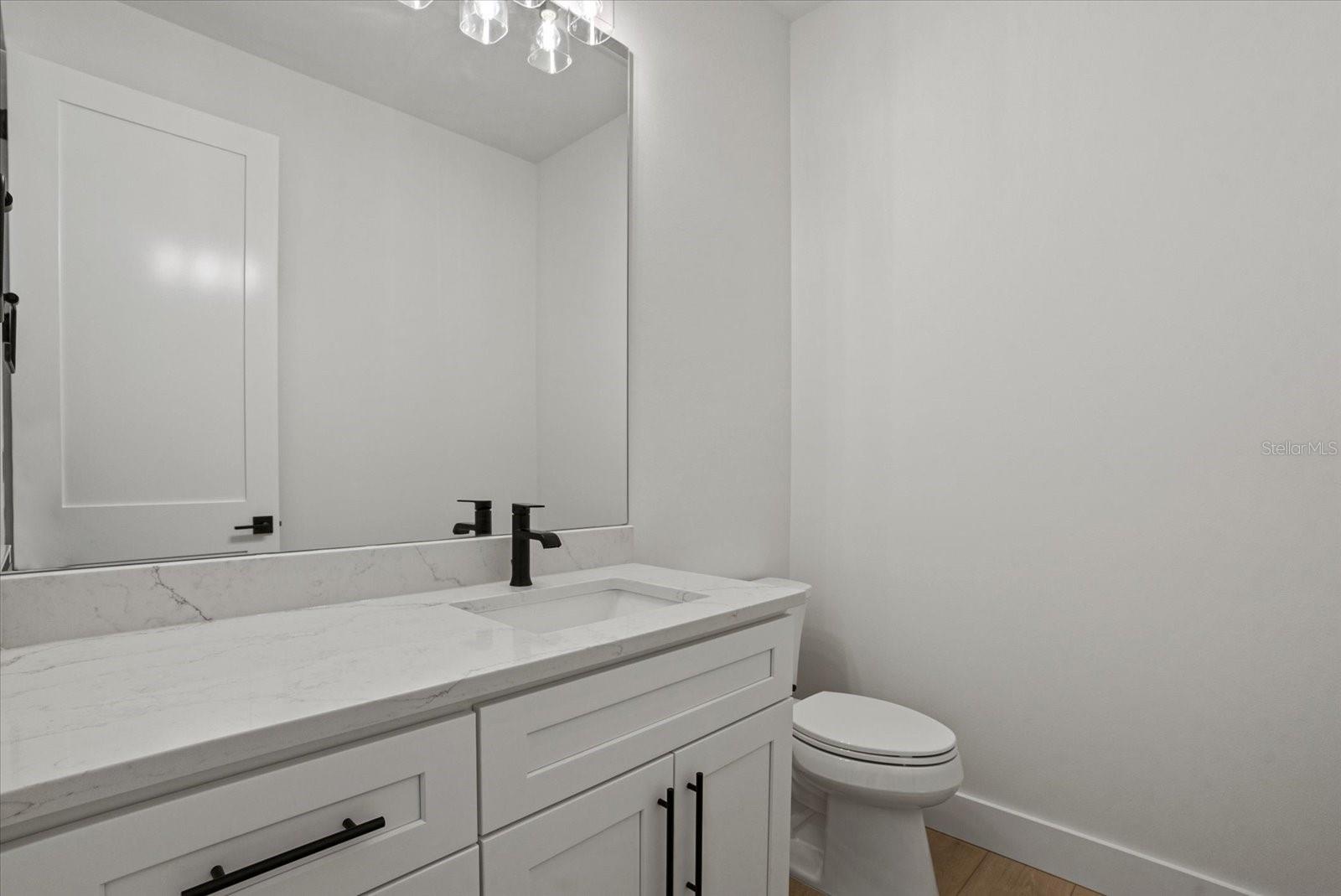 LAUREL LANDINGS ESTATES - Residential