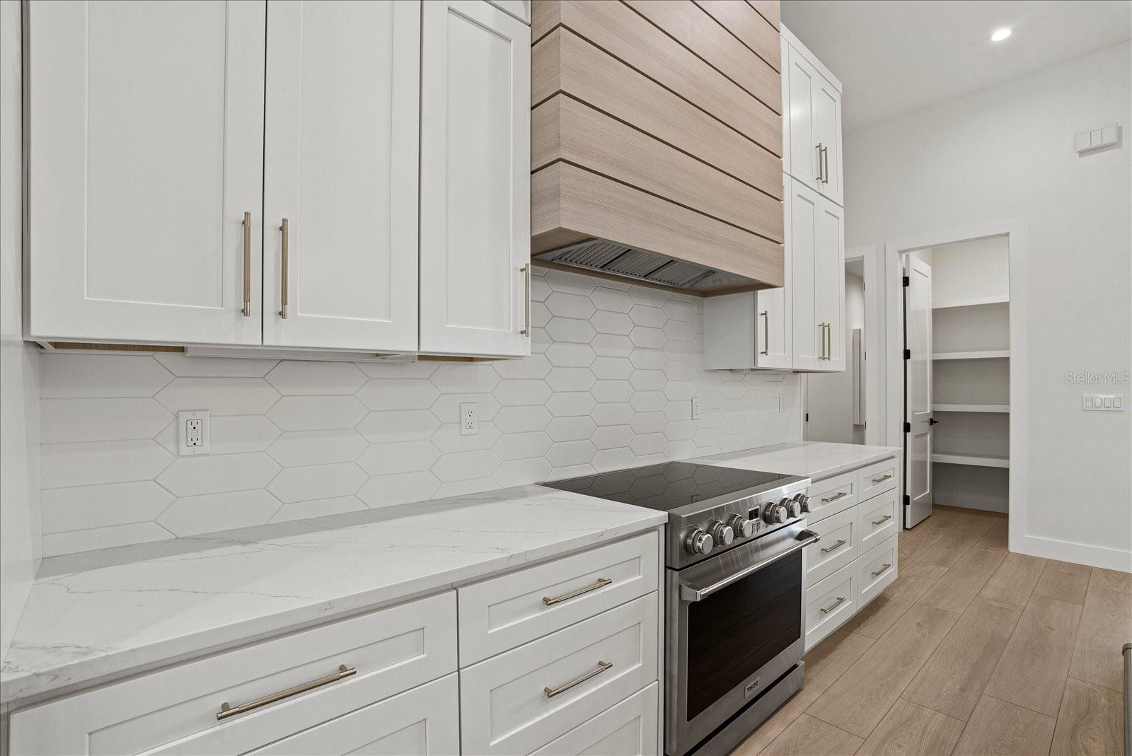 LAUREL LANDINGS ESTATES - Residential