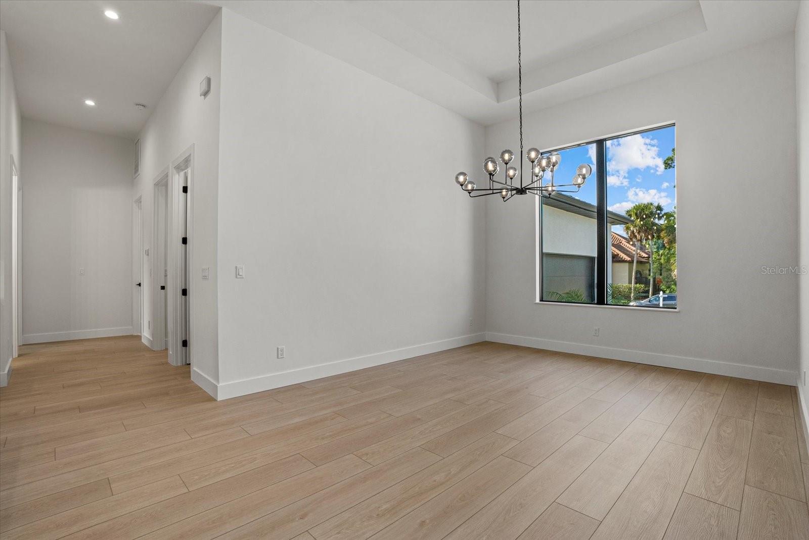 LAUREL LANDINGS ESTATES - Residential