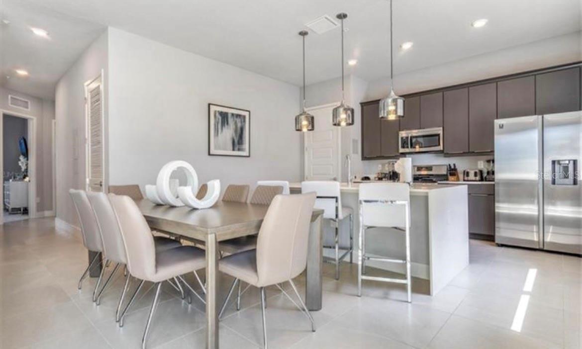SPECTRUM AT REUNION PH 2 - Residential Lease