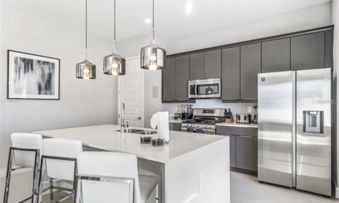 SPECTRUM AT REUNION PH 2 - Residential Lease