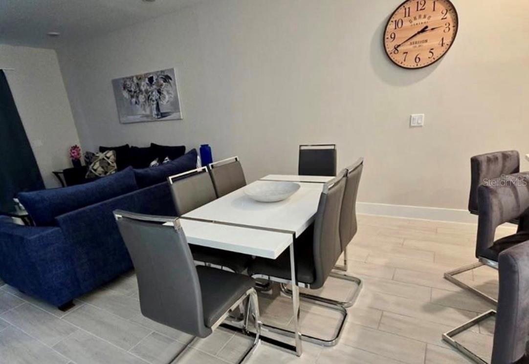 SPECTRUM AT REUNION PH 2 - Residential Lease