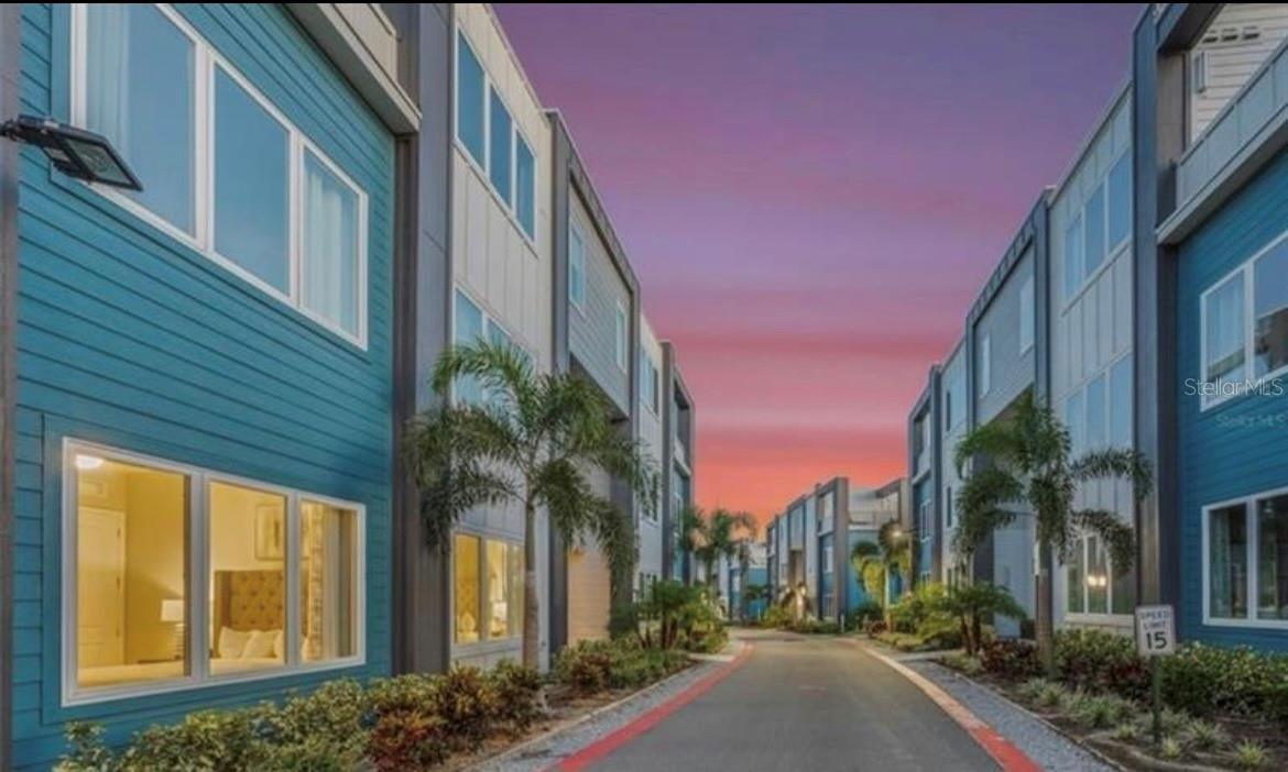 SPECTRUM AT REUNION PH 2 - Residential Lease