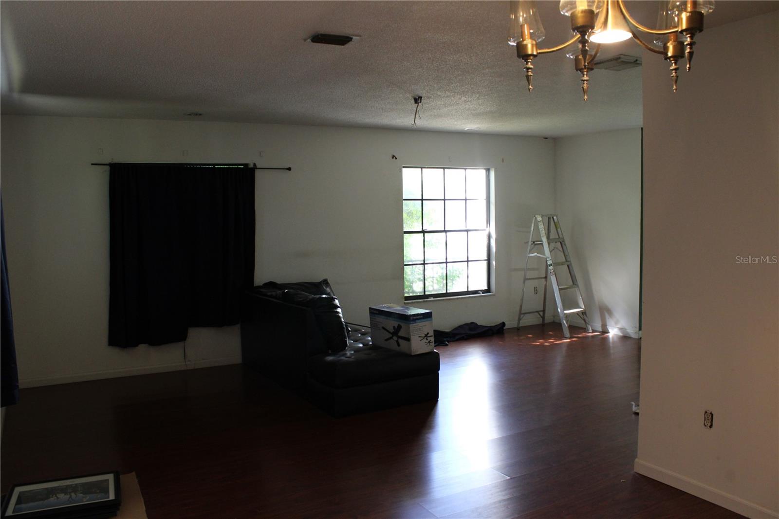 SPRING OAKS UNIT 4 - Residential