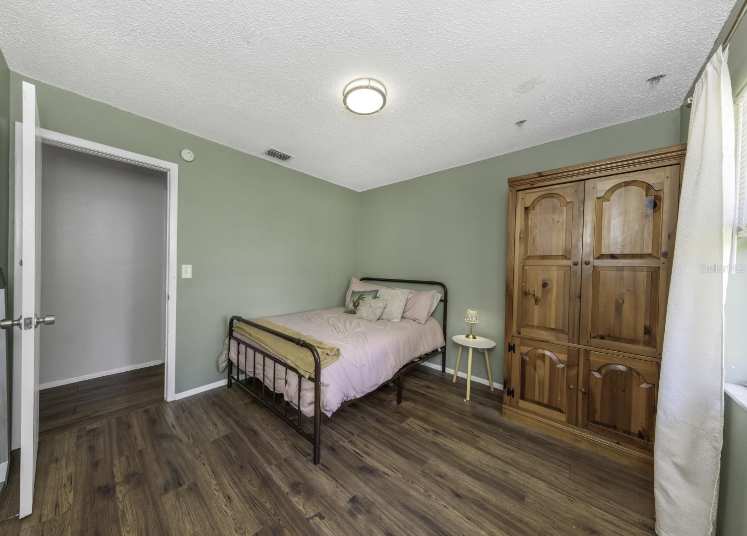 COUNTRY CLUB ADD - Residential