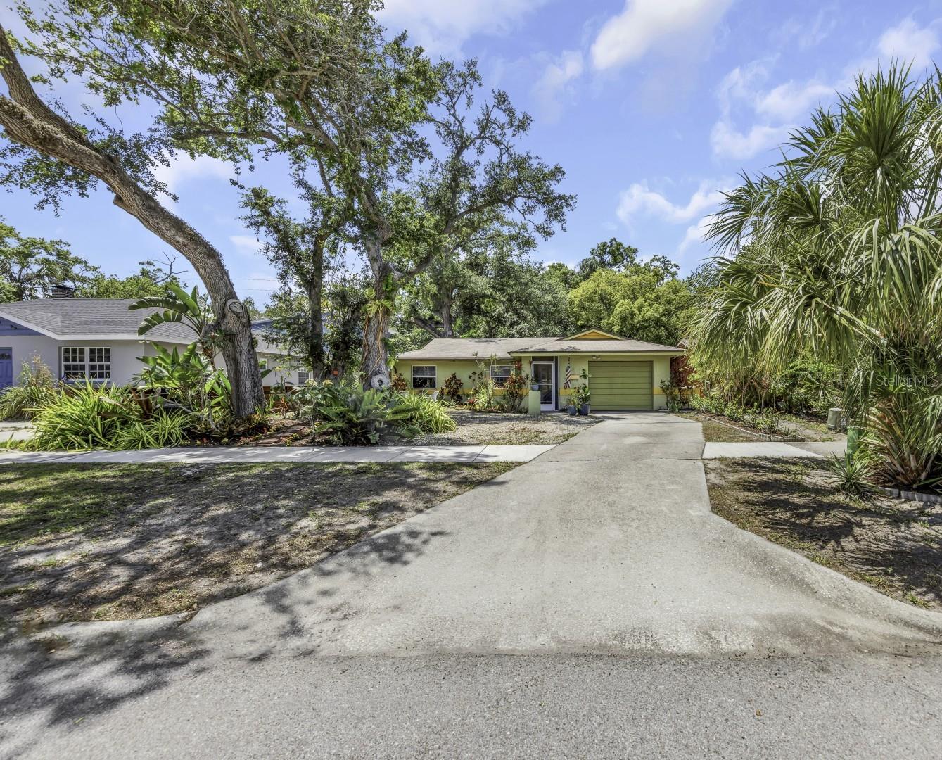COUNTRY CLUB ADD - Residential