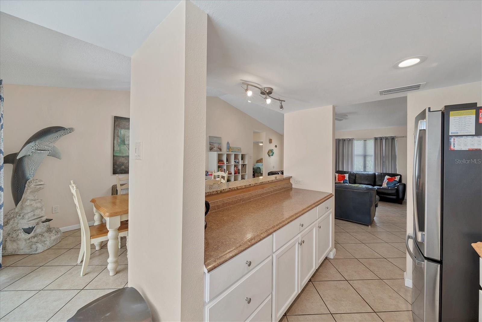 SOUTH VENICE - Residential