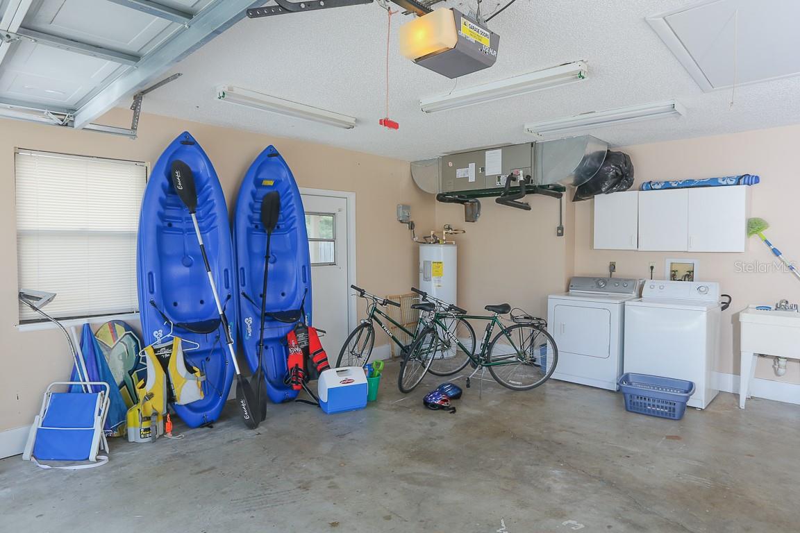 SOUTH VENICE - Residential