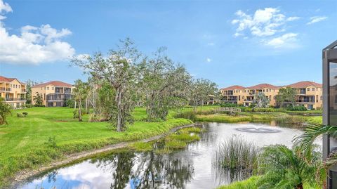 A home in PALMETTO