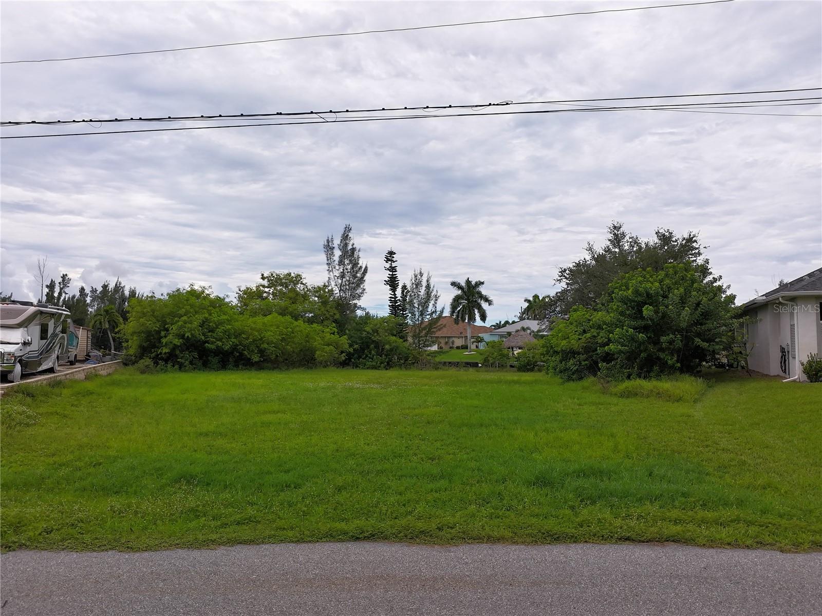 10499 SARASOTA ROAD