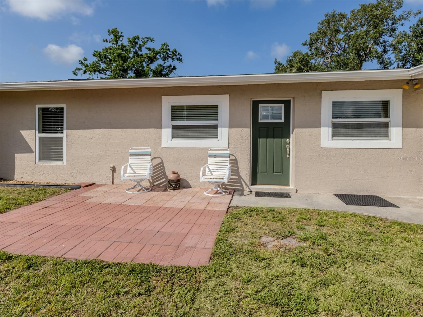 4192 TARPON ROAD