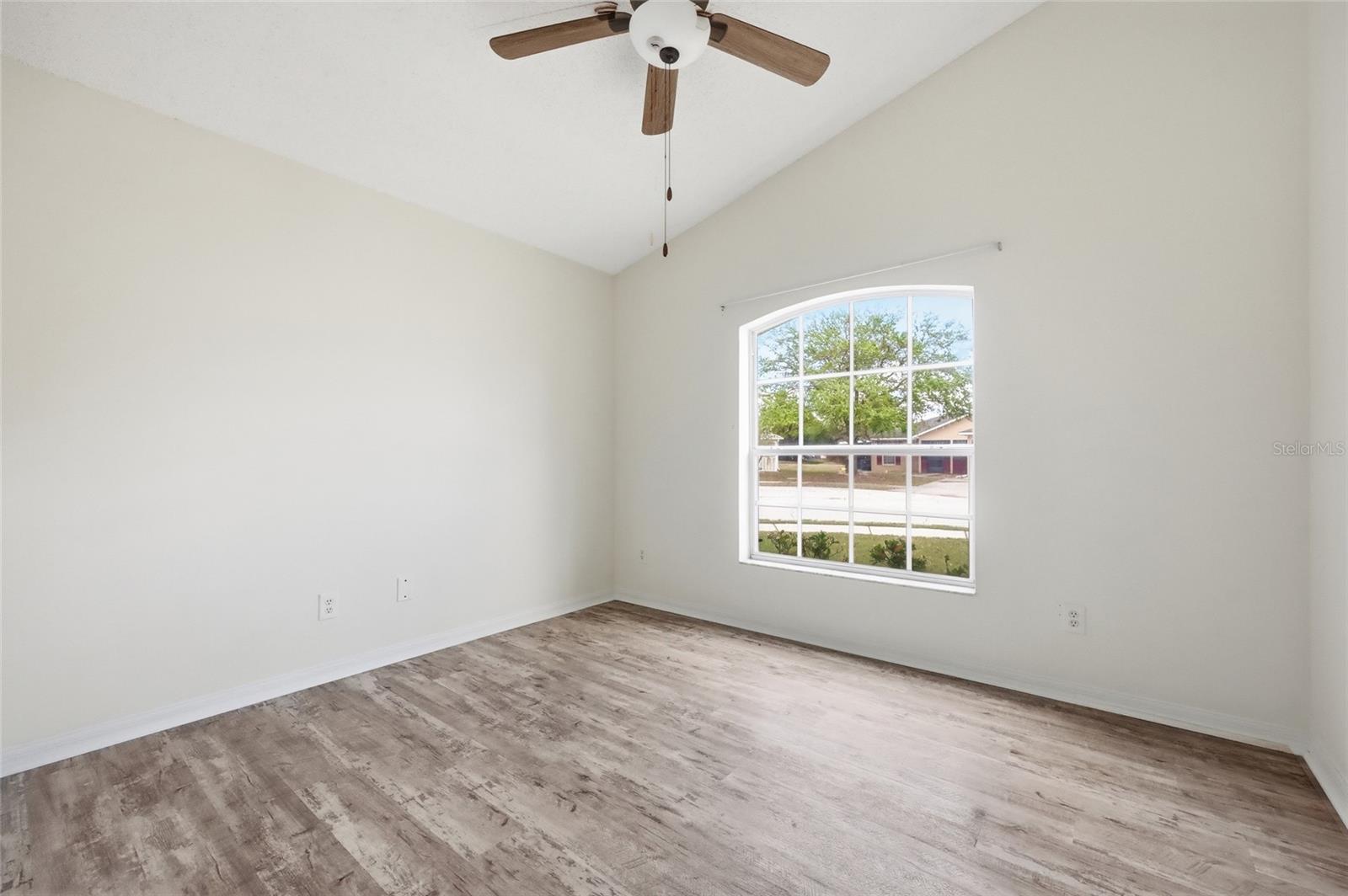 LAKEVIEW VILLAGE - Residential