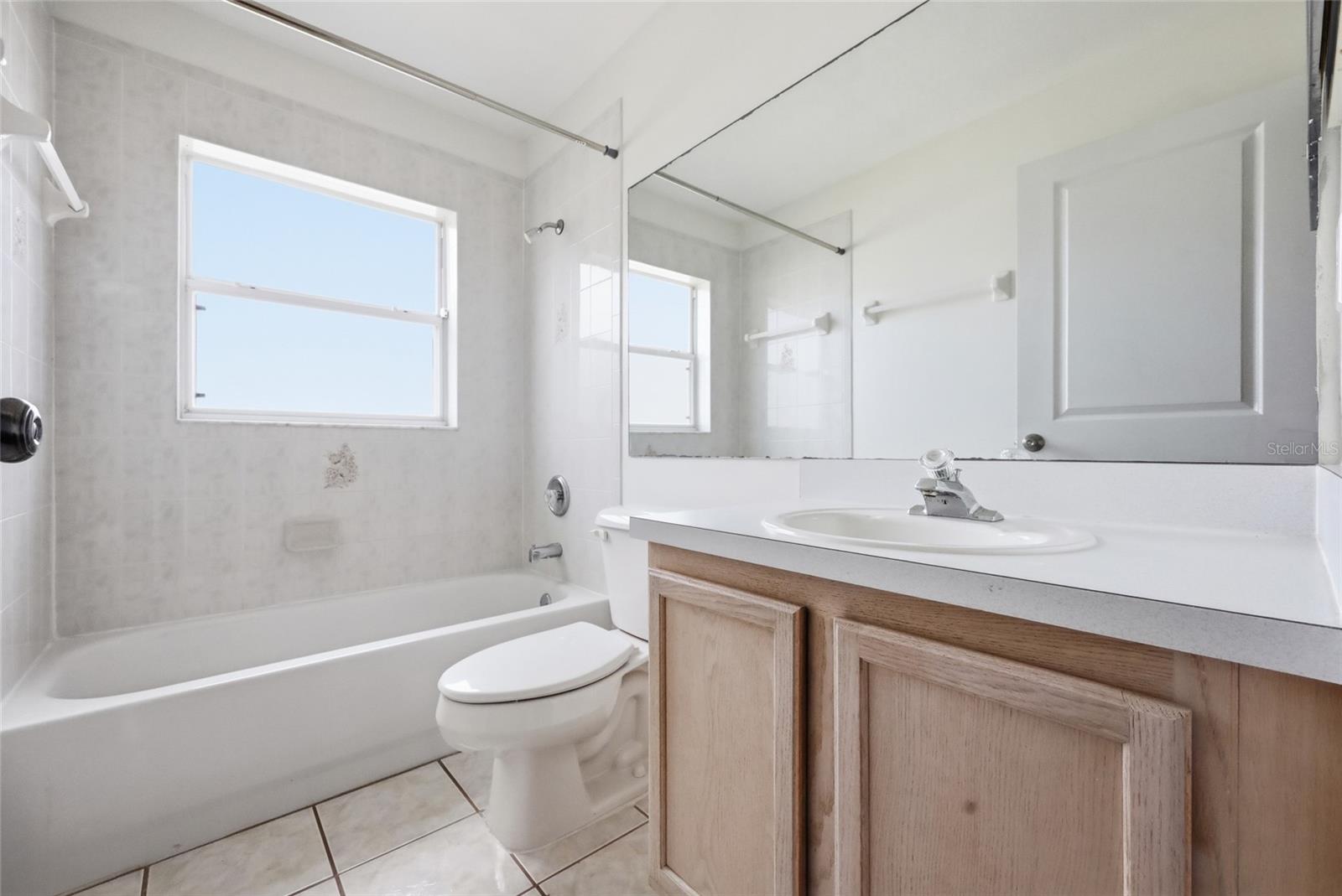 LAKEVIEW VILLAGE - Residential