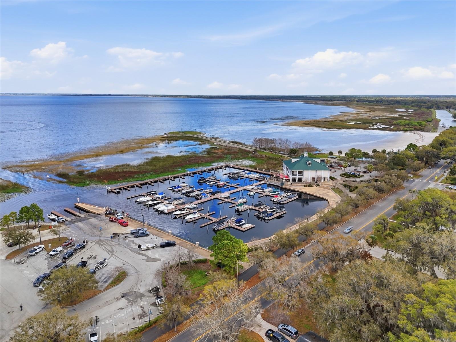 LAKEVIEW VILLAGE - Residential