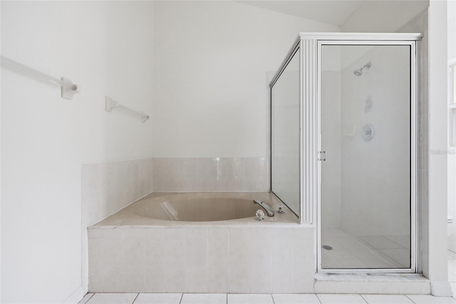 LAKEVIEW VILLAGE - Residential