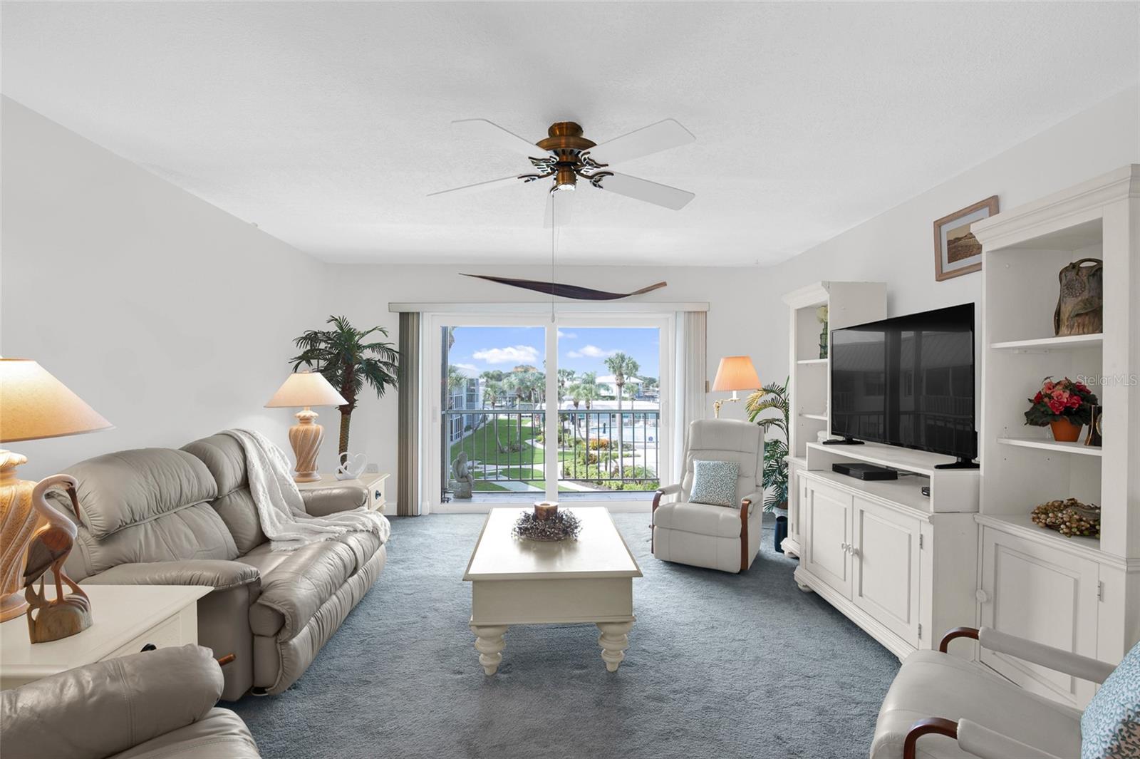 325 N CAUSEWAY C302