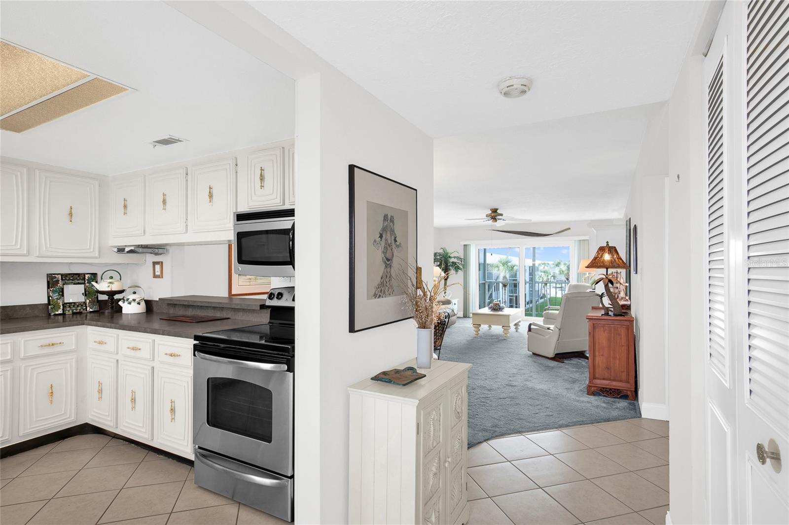325 N CAUSEWAY C302