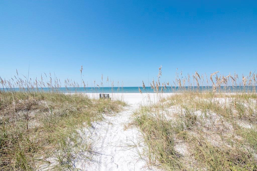 MARINA BAY OF ST PETERSBURG BEACH - Residential Lease