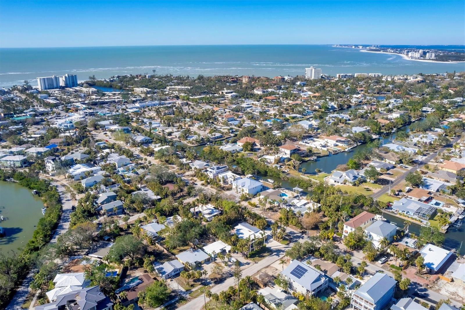 SARASOTA BEACH - Land