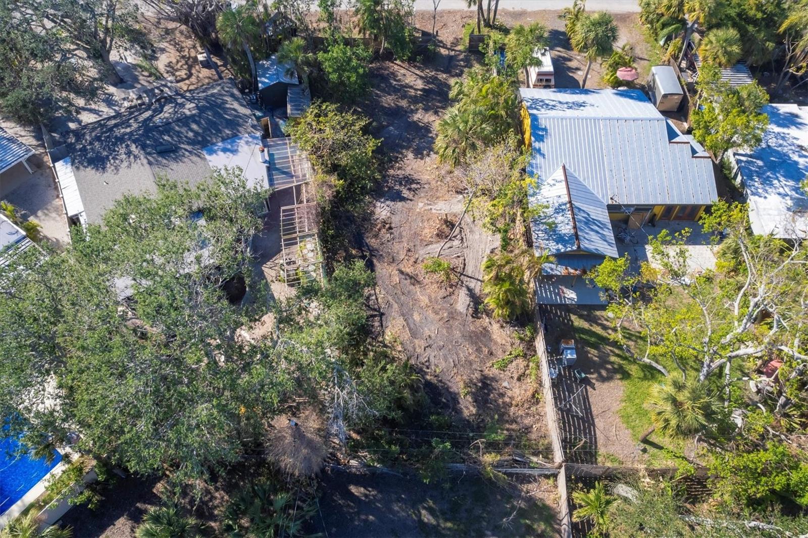 SARASOTA BEACH - Land