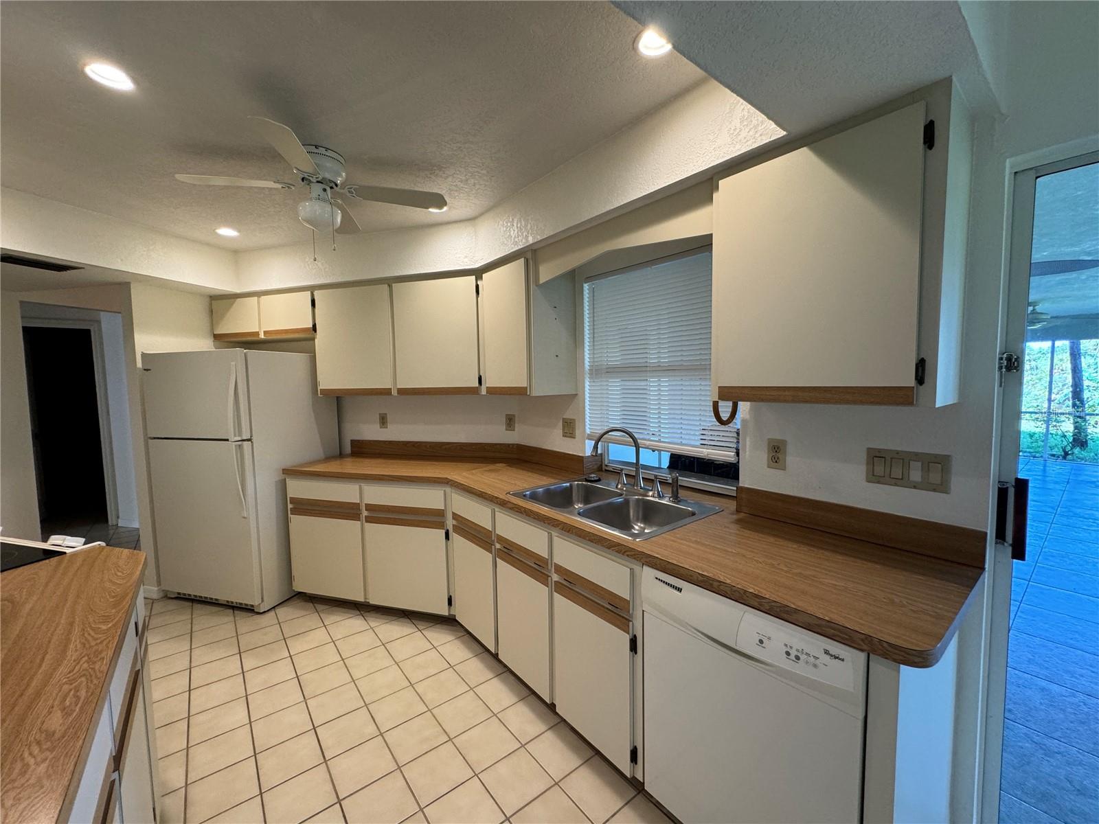 PORT CHARLOTTE SEC 028 - Residential Lease