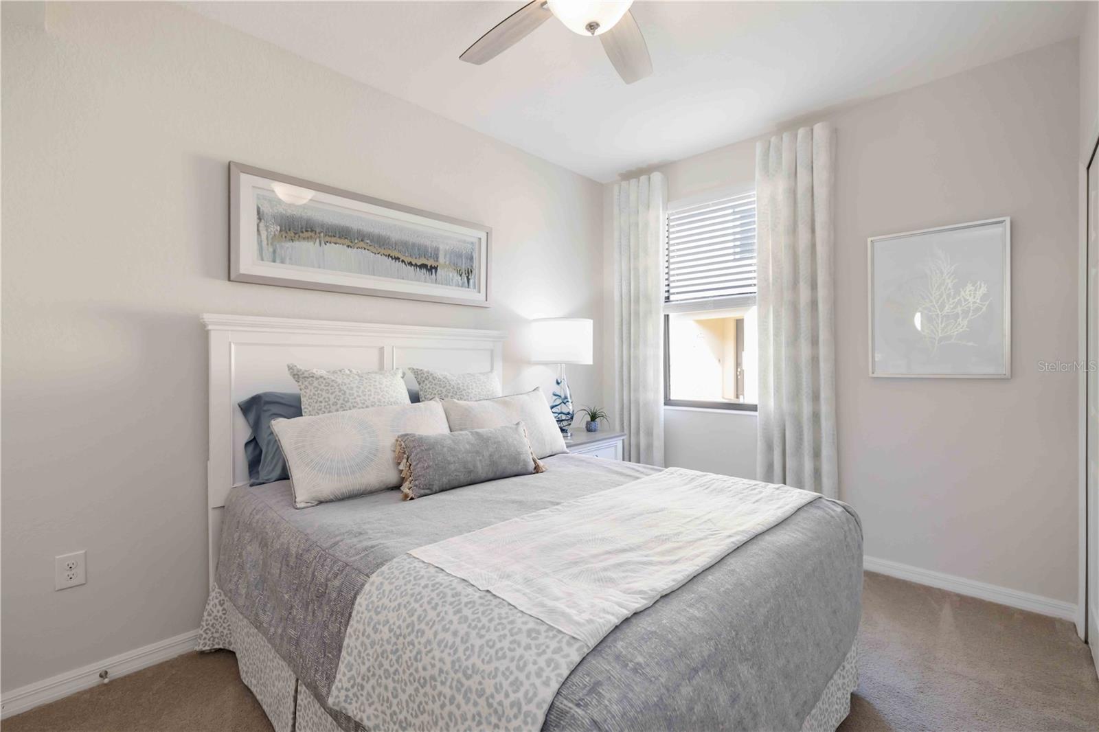 COACH HOMES III/GRAN PARADISO - Residential