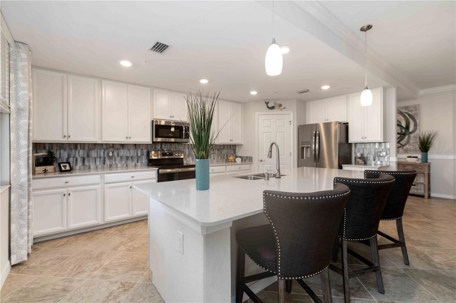 COACH HOMES III/GRAN PARADISO - Residential