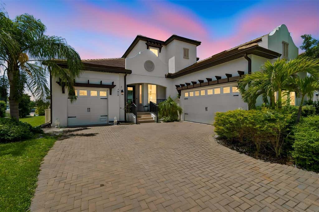 Photo of 3036 Christophers Watch Lane, Ruskin, FL 33570 (MLS # TB8530814)