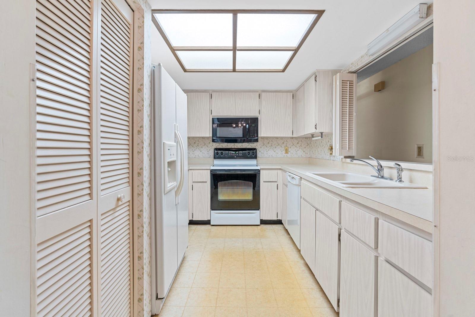 HIGHLAND LAKES CONDO - Residential