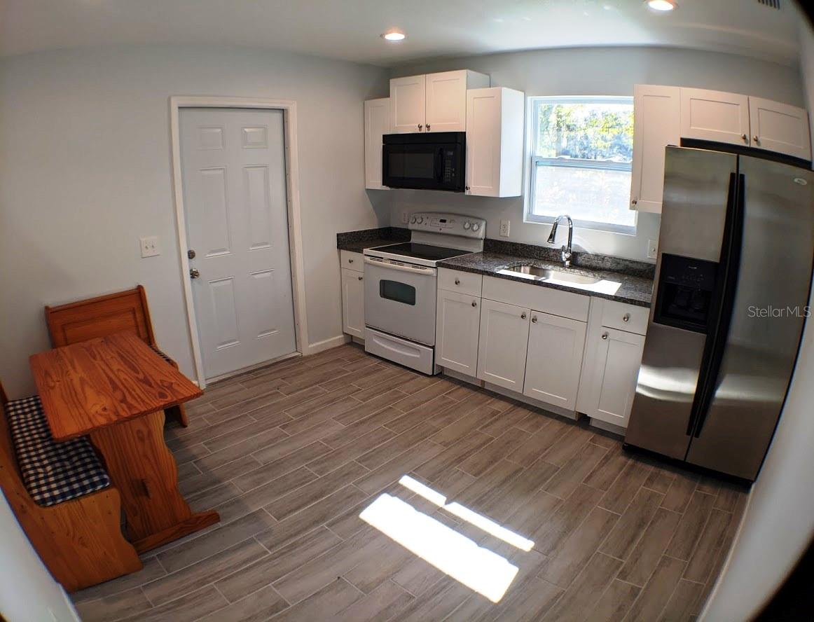 NEW PEARCE & PEARCE VEGETABLE FARMS - Residential Lease