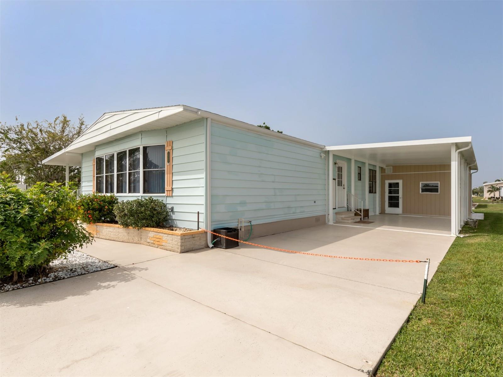 628 LA JOLLA CIRCLE