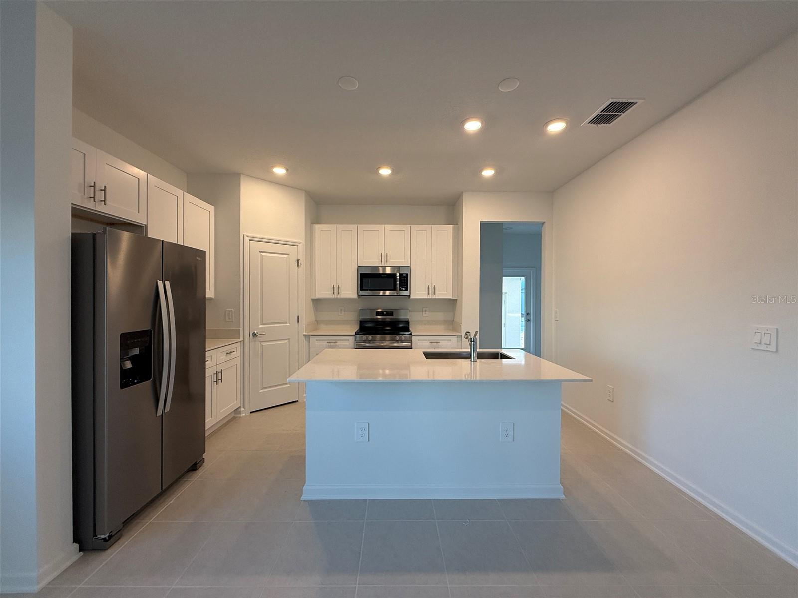 BRONSONS RIDGE 32S - Residential Lease