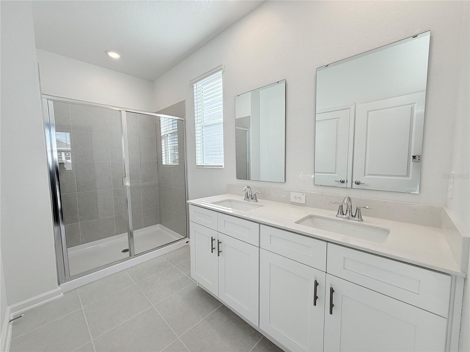 BRONSONS RIDGE 32S - Residential Lease