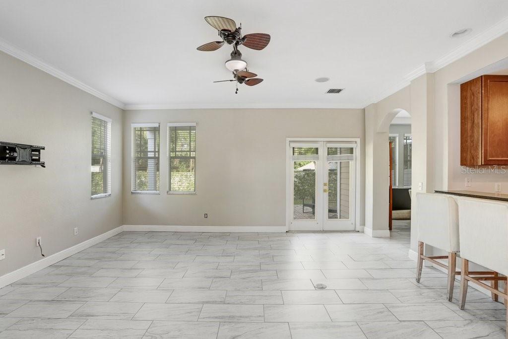 923 LUMSDEN RESERVE DRIVE