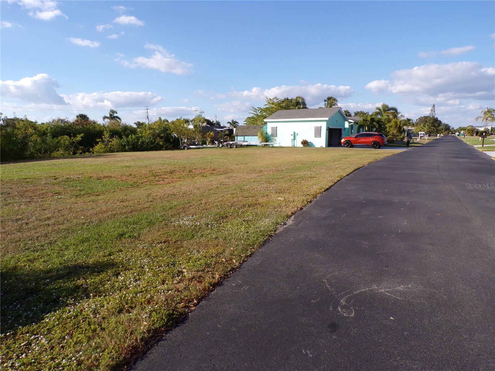 PELICAN POINTE 1ST ADD - Land