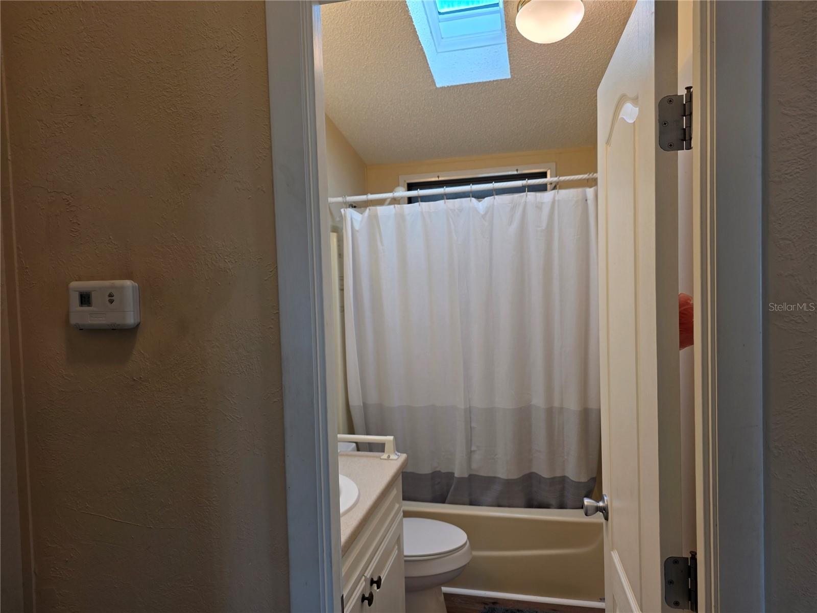 HILLTOP ESTATES - Residential