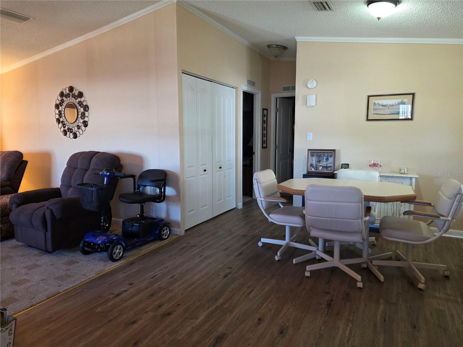 HILLTOP ESTATES - Residential